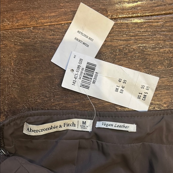 Skirt - Picture 2 of 2